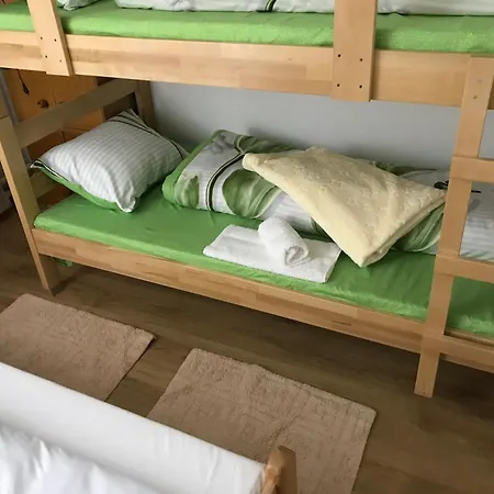 Family Escape Free Parking Apartment *